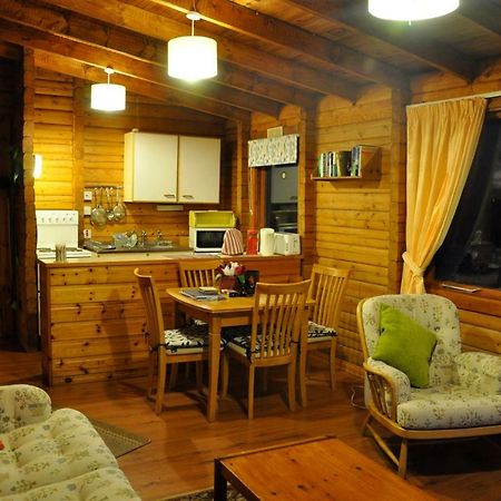 Country Retreats At Butterstone Villa Dunkeld Exterior photo